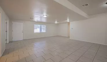 4 of 24 5401 S 15th Ave House for rent in Phoenix, AZ