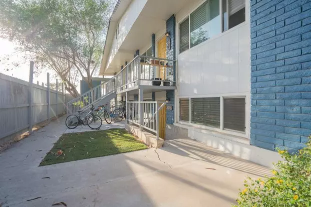 323 S PIONEER Apartment for rent in Mesa, AZ