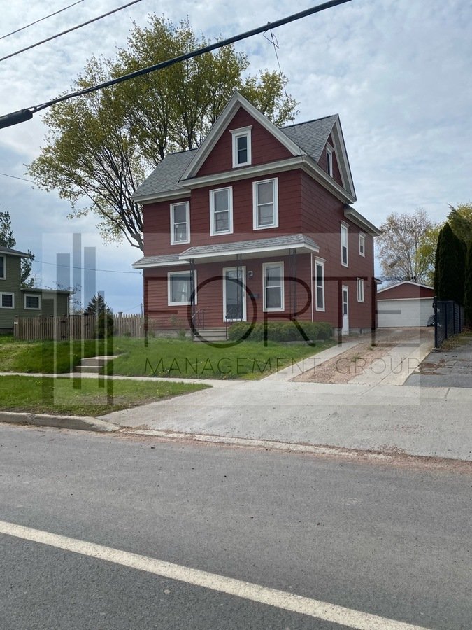 Newly Updated Single Family Home Apartments Clayton, NY