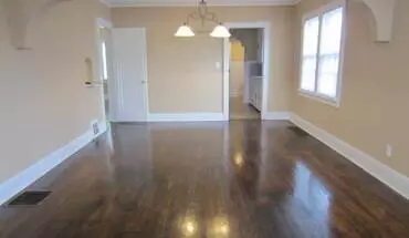 2 of 8 1100 E Loren House for rent in Springfield, MO