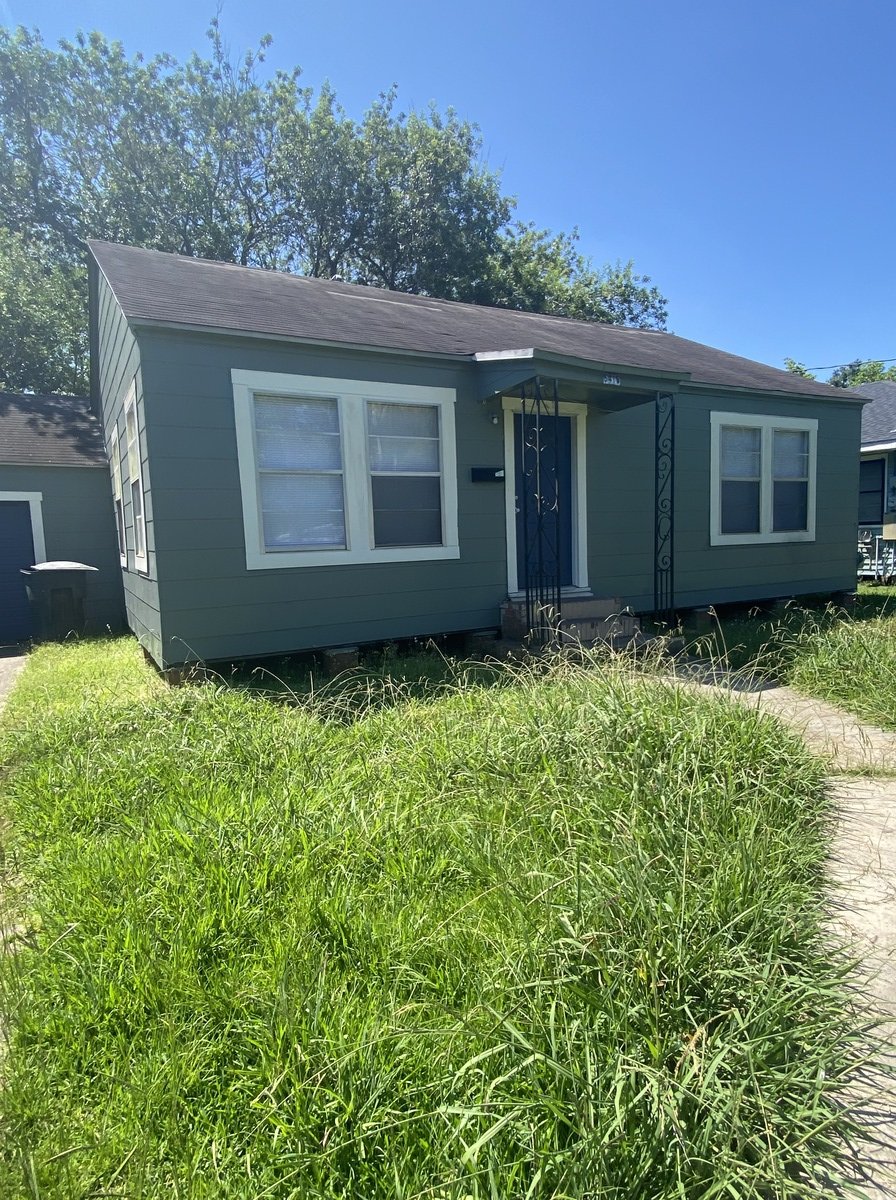 2/1 In Groves (pngisd) Apartments 6416 32Nd St Groves, TX