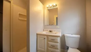 2 of 5 622 Iris St Apartment for rent in Lake Charles, LA
