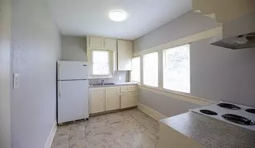 4 of 5 622 Iris St Apartment for rent in Lake Charles, LA