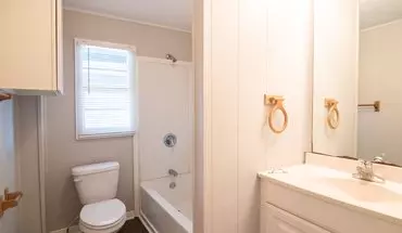 3 of 19 2608 Common Street Apartment for rent in Lake Charles, LA