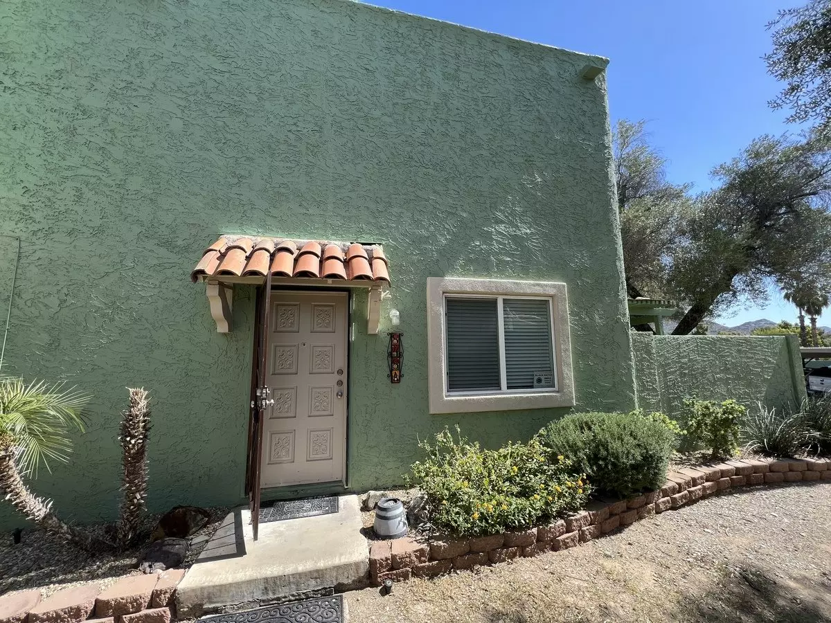 Ideal Private Location In Mountain Retreat Community House for rent in Phoenix, AZ
