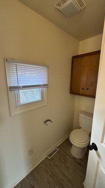 114 1/2 E 8th St Apartment for rent in Mishawaka, IN