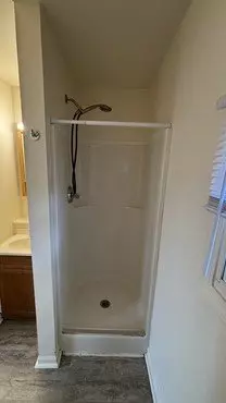 4 of 10 114 1/2 E 8th St House for rent in Mishawaka, IN