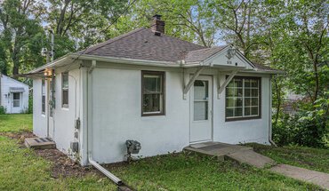 516 Gayle Ave Apartment for rent in Kalamazoo, MI