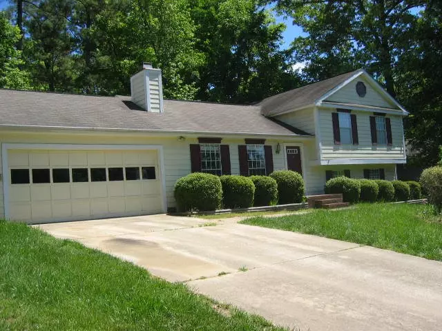 Cary Park Home - Showing Now For Aug Move In. House for rent in Cary, NC