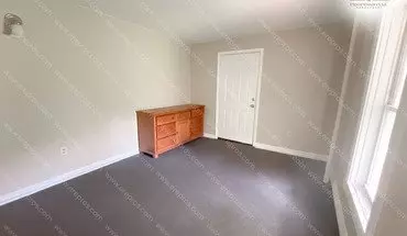 3 of 25 1229 Lyon St Apartment for rent in Flint, MI