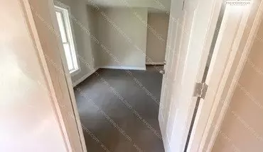 4 of 25 1229 Lyon St Apartment for rent in Flint, MI
