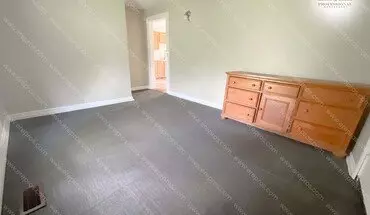 5 of 25 1229 Lyon St Apartment for rent in Flint, MI