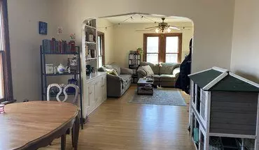 5 of 27 Spacious 2-bed Main-level Duplex Unit Available Sept 4! House for rent in Minneapolis, MN