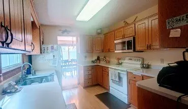 4 of 14 Updated End Unit 3Bdrm 2Bath In A Great Location 7/20 House for rent in Eden Prairie, MN