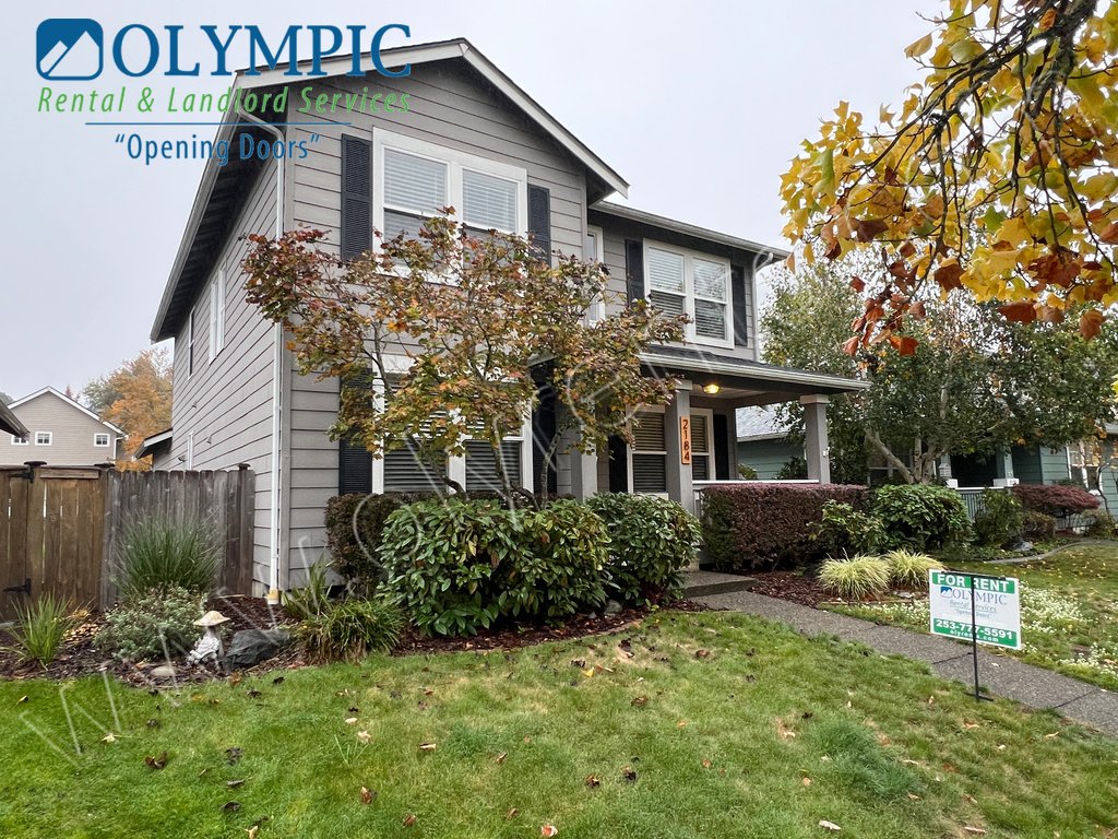 Beauty In Dupont 4 Bedroom + Den, Wood Flooring Apartments Dupont, WA