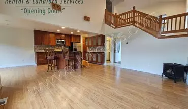 4 of 22 3 Story Duplex With Ac & Beautiful Views! Apartment for rent in Tumwater, WA