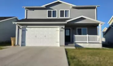 2 of 16 5 Bed 3.5 Bath House for rent in Minot, ND