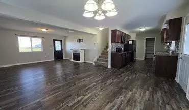 3 of 16 5 Bed 3.5 Bath House for rent in Minot, ND