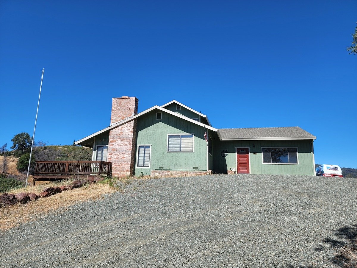 Incredible Lakeport Mountain Views Apartments Lakeport, CA