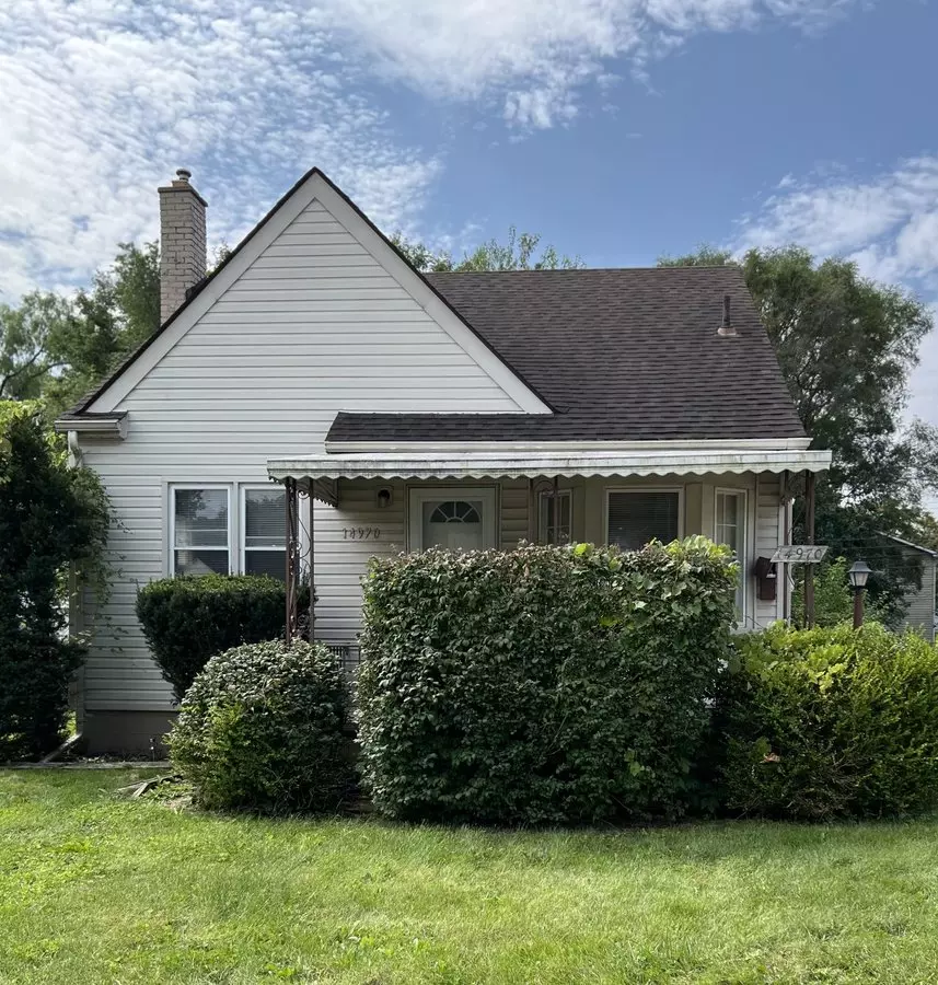 14970 Veronica Ave House for rent in Eastpointe, MI