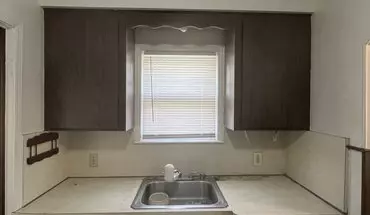 3 of 8 14970 Veronica Ave House for rent in Eastpointe, MI