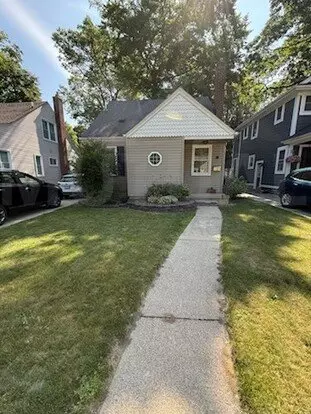 511 S Vermont Ave Apartment for rent in Royal Oak, MI