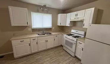 4 of 10 11116 Maxwell Ave House for rent in Warren, MI