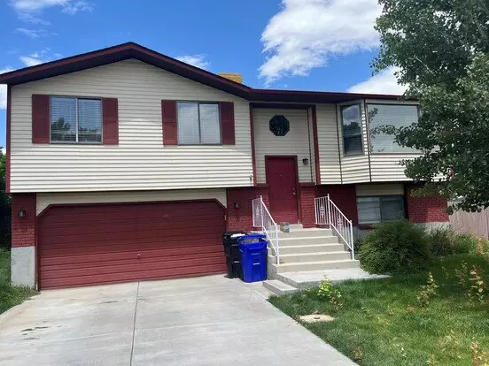 West Jordan 4 Bedroom 2 Bath Home! Apartment for rent in West Jordan, UT