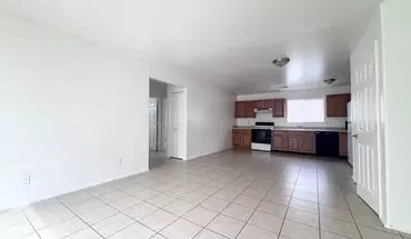 5 of 51 2Bed Apt At 40th St/union Hills! $199 Move-in Special! Ready For Immediate Move-in! House for rent in Phoenix, AZ