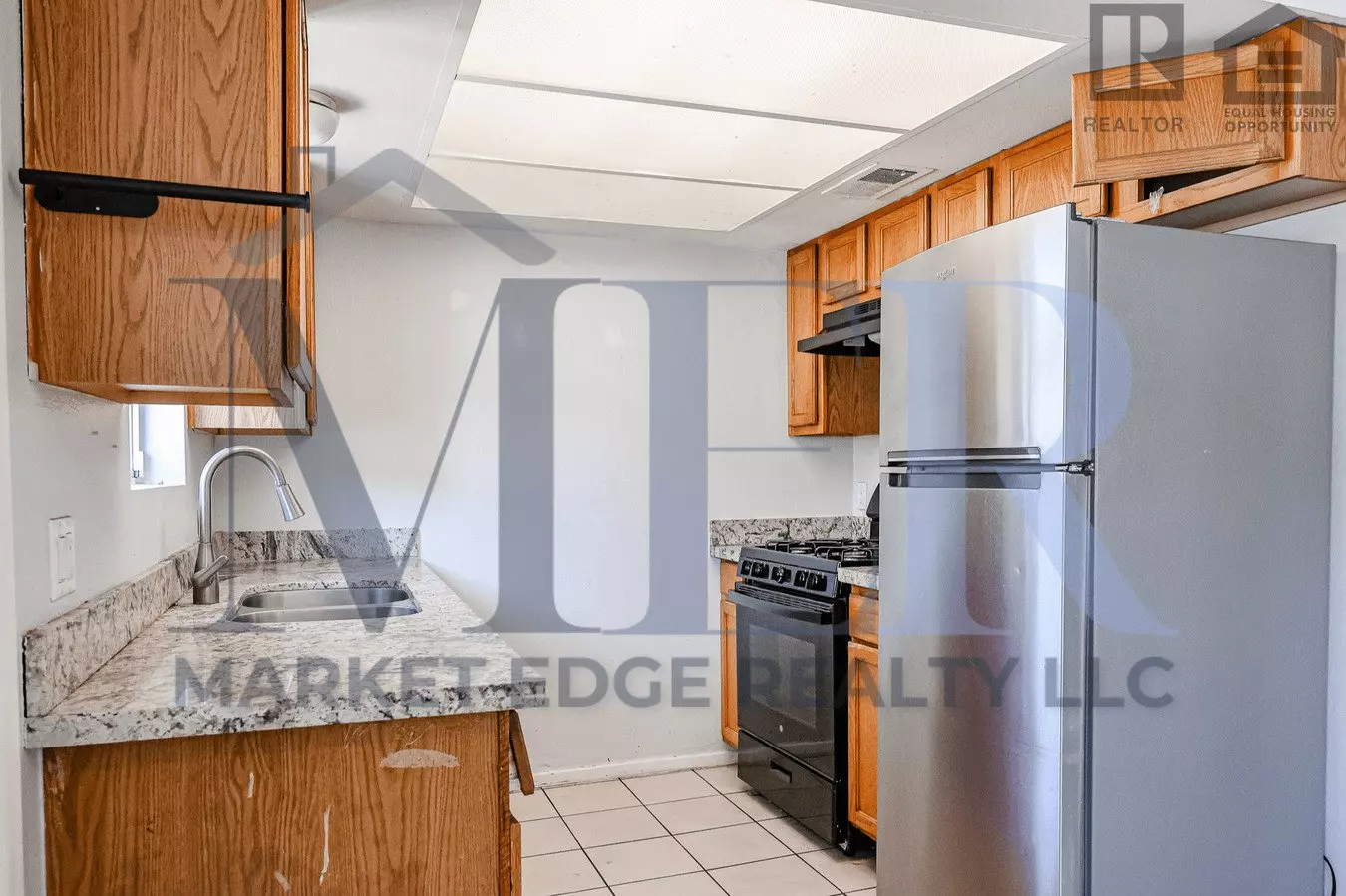 3Bed Apt. At 24th/broadway! $199 Move-in Special! Ready For Immediate Move-in! House for rent in Mesa, AZ
