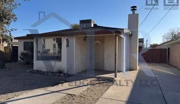 3 of 32 3Bed House-32nd St/thomas! $199 Move-in Special! Ready For Immediate Move-in! No Hoa! House for rent in Phoenix, AZ
