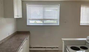 5 of 12 (pn1214) 1 Bedroom Updated House for rent in Edmonton, AB