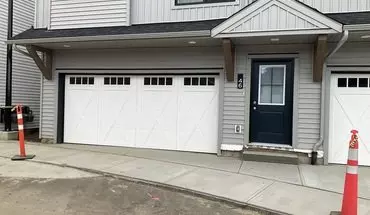 2 of 27 46 525 Secord Blvd House for rent in Edmonton, AB