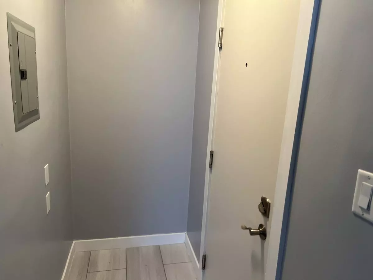 (pn1115) Fully Renovated House for rent in Edmonton, AB