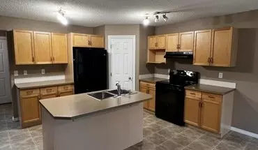 5 of 19 Large 2 Storey Home In Sherwood Park!! House for rent in Sherwood Park, AB