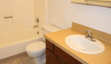 4 of 6 852 Tyler St Apt 5 House for rent in Twin Falls, ID