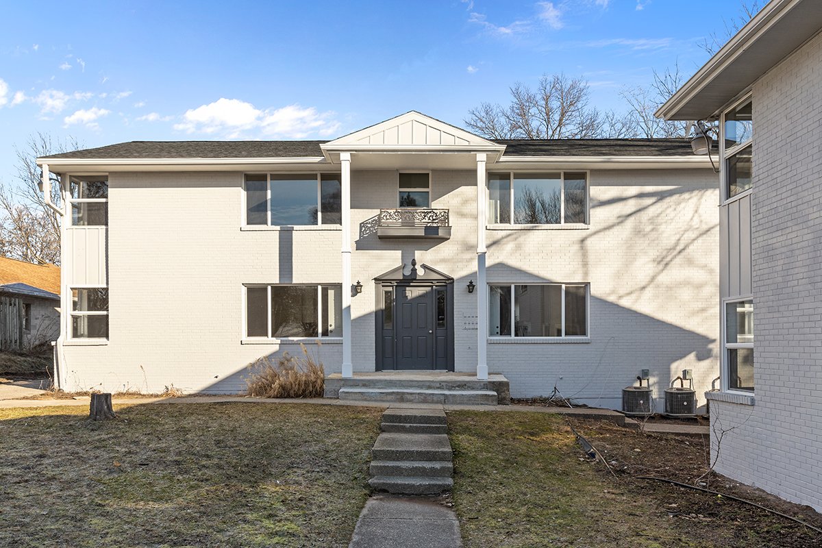 1129 Lyon St Grand Rapids, MI Apartment for Rent Rentable