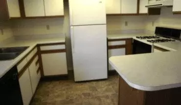 3 of 5 2 Bedroom, 1 Bath Duplex House for rent in Grants Pass, OR