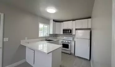 3 of 9 805 E Maple Ave #a House for rent in Lompoc, CA