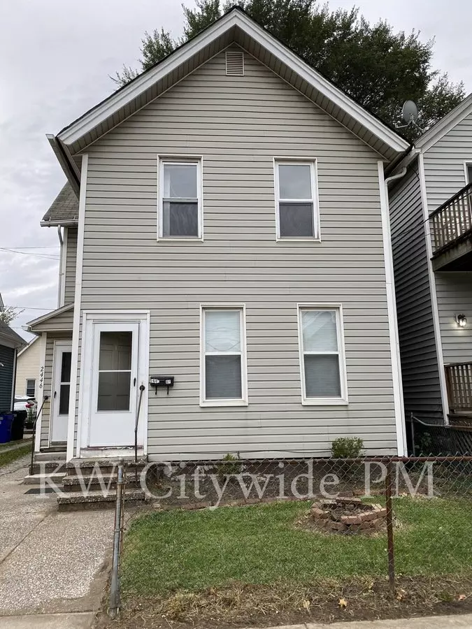 Tremont 2 Bedroom 1 Bath Up Unit Apartment for rent in Cleveland, OH