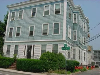 Renovated Apartment - Hard Wood Floors - Off Strt Parking - Close To T Apartment for rent in Brockton, MA