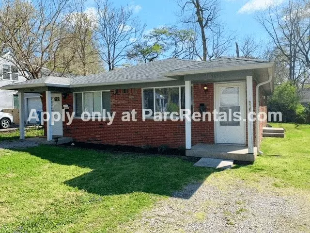 4653 Crestview Ave House for rent in Indianapolis, IN