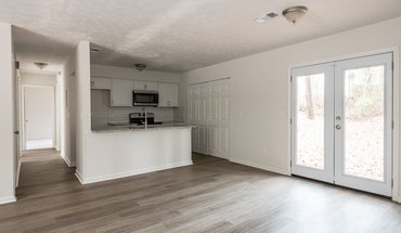9250 Woodgreen Way Apartment for rent in Jonesboro, GA