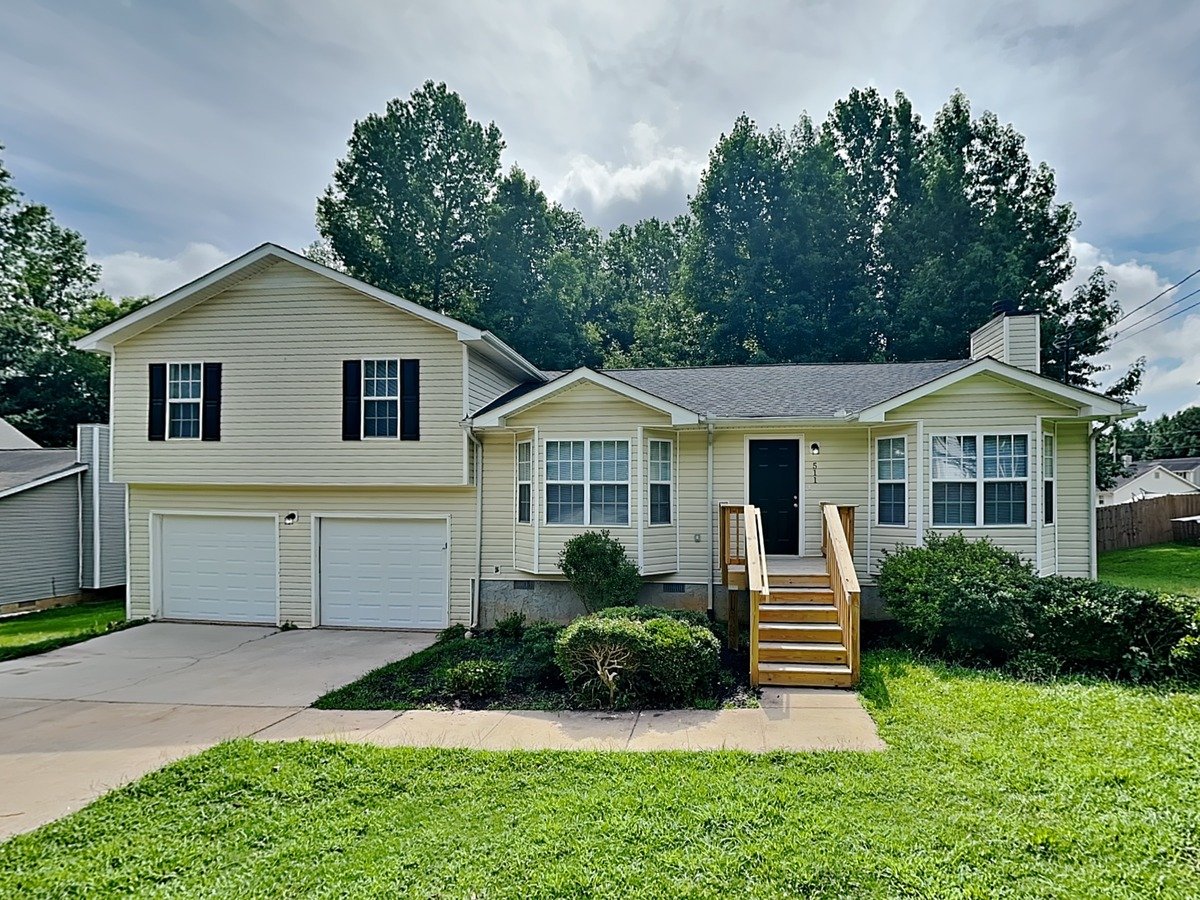 Move In Special One Full Month Free!! Apartments Palmetto, GA