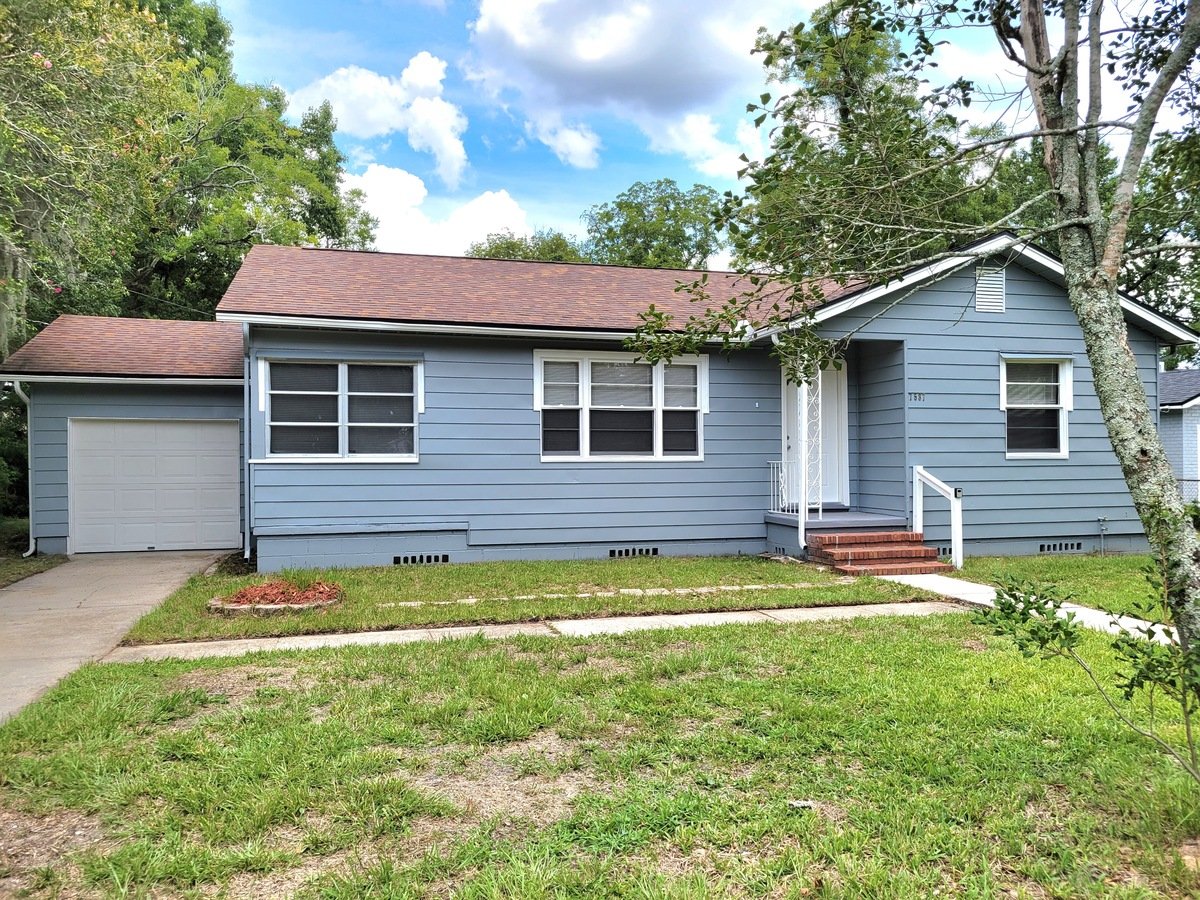 Lake Forest Apartments 7587 Epperson Ave Jacksonville, FL