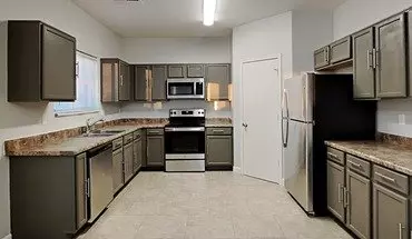 4 of 17 **move In Special** $500 Off (2nd Month) House for rent in Phoenix, AZ