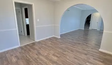 4 of 27 304 Johnston Dr House for rent in Raymore, MO