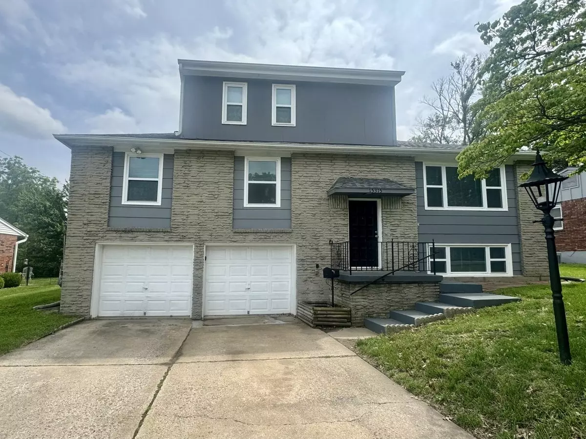 Available Now!!! House for rent in Independence, MO