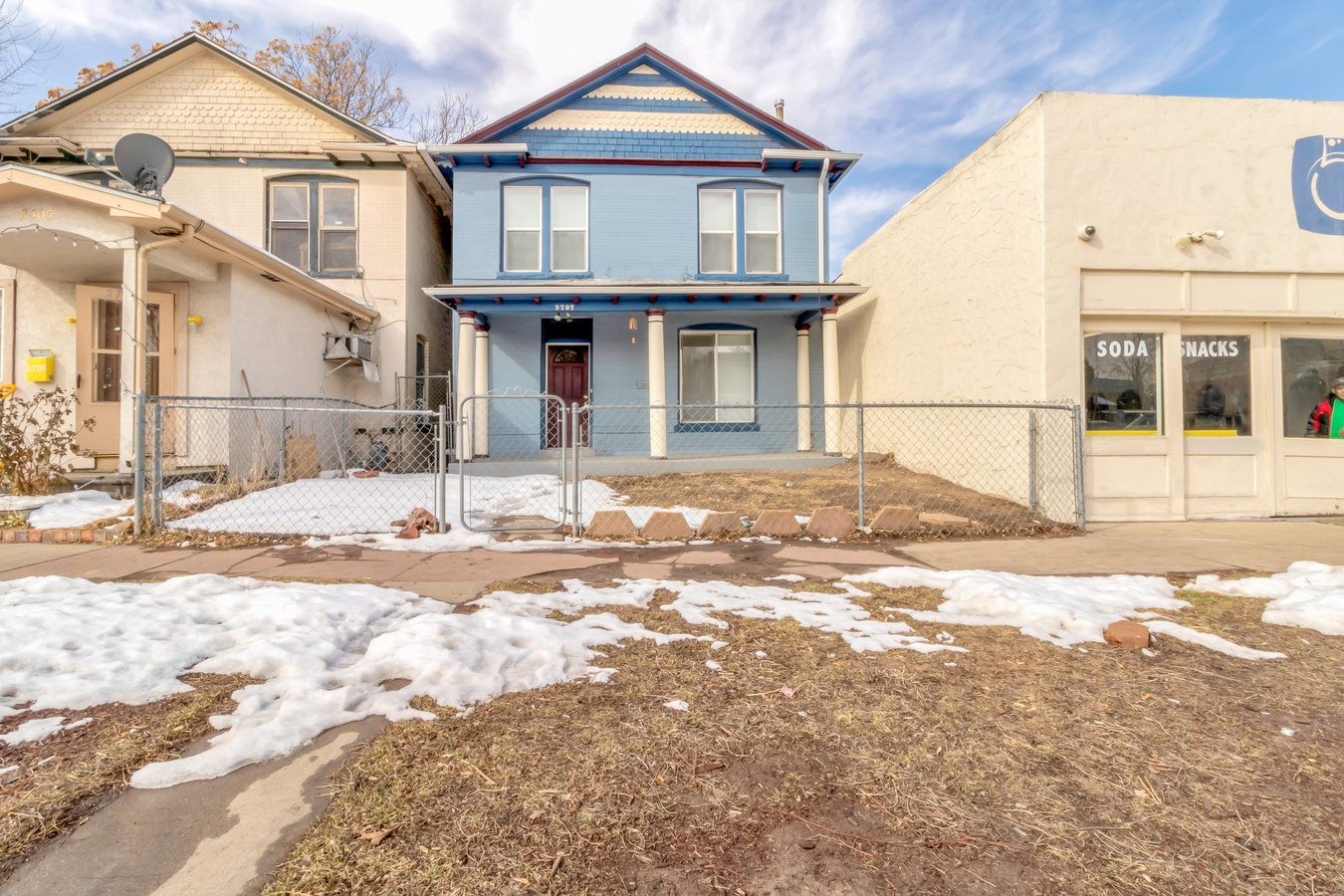 Spacious Four Bedroom, Two Bath Home In Five... Apartments Denver, CO