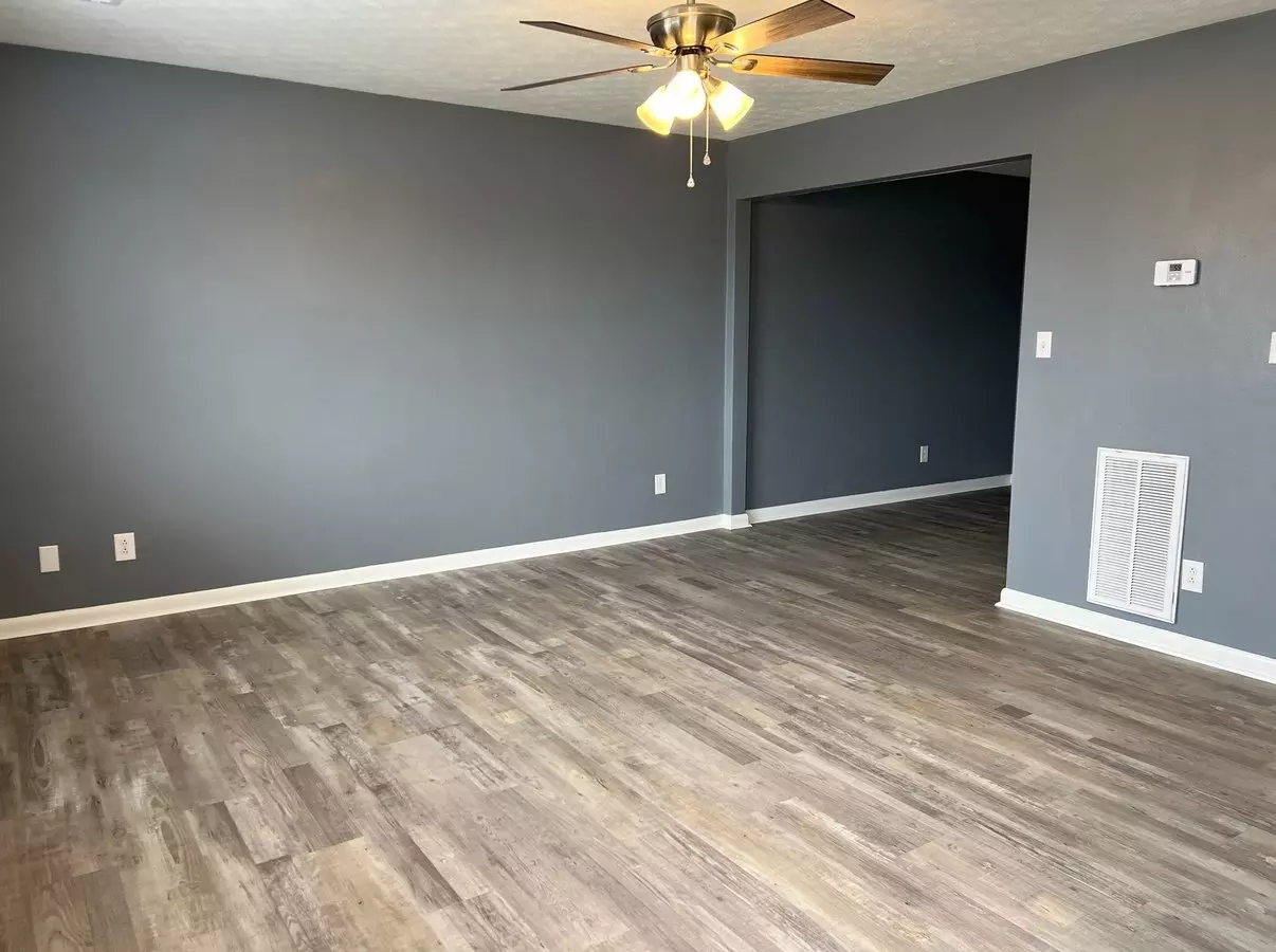 227 Locust Ave Apartment for rent in South Charleston, WV